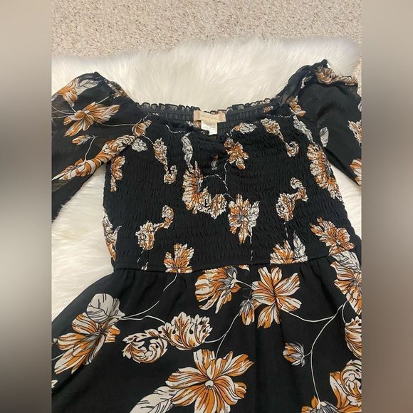 Alter’d State Off The Shoulder Floral Mini Dress - Picture 6 of 7